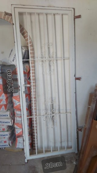 Puerta de rejas blanca 210x80cm