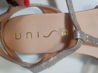 Sandalias Unisa Beige y Doradas