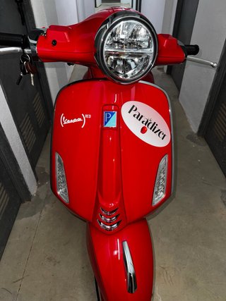 Vespa Primavera 125cc Roja