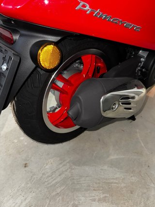 Vespa Primavera 125cc Roja