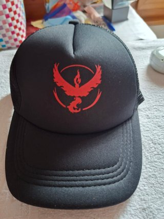 Gorra Pokémon Team Mystic Negra Roja