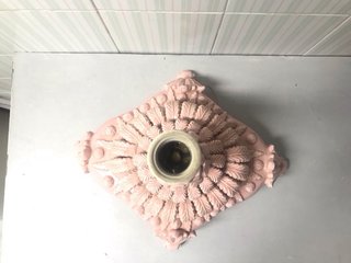 Pie de lámpara vintage Manises rosa