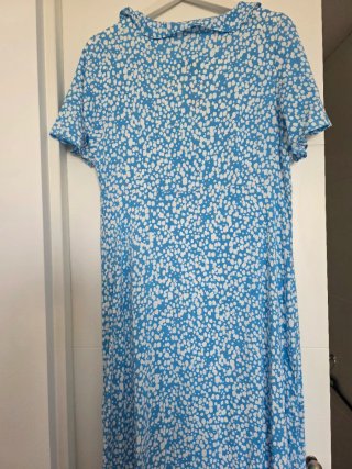 Vestido largo estampado azul y blanco