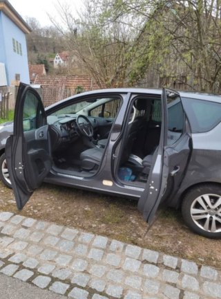 Opel Meriva 2011