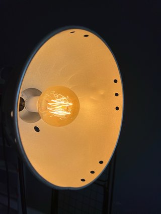 Lámpara Trípode Foco Vintage Edison
