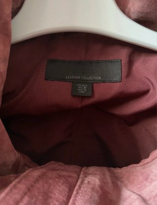 Cazadora Zara cuello subido efecto piel .