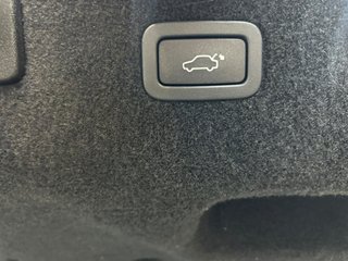 Jaguar XF 2.0D I4 150kW MHEV RWD R-Dynamic S Auto