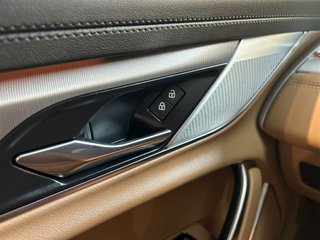 Jaguar XF 2.0D I4 150kW MHEV RWD R-Dynamic S Auto