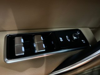 Jaguar XF 2.0D I4 150kW MHEV RWD R-Dynamic S Auto