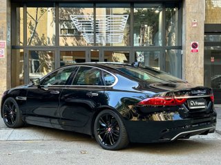Jaguar XF 2.0D I4 150kW MHEV RWD R-Dynamic S Auto