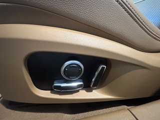 Jaguar XF 2.0D I4 150kW MHEV RWD R-Dynamic S Auto