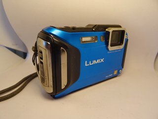 Cámara Panasonic Lumix DMC-FT5 Sumergible