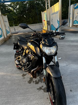 Yamaha MT-07 Negra