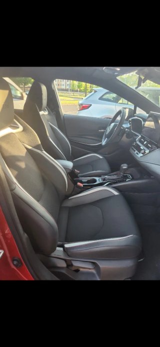 Toyota Corolla GR Sport Touring Sports 200H e-CVT