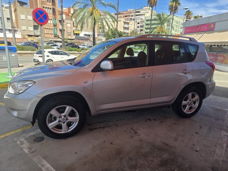 Toyota RAV4 2.0 Luna 2006