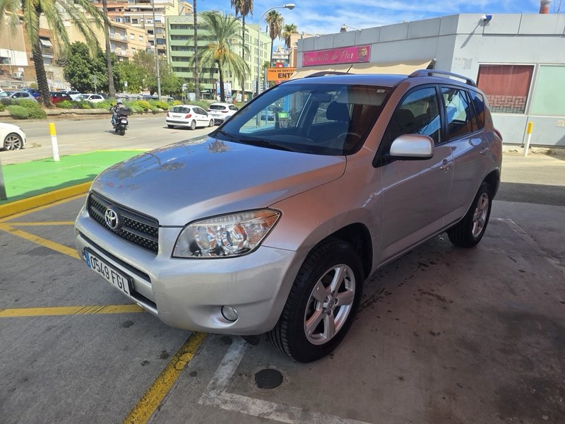 Toyota RAV4 2.0 Luna 2006, foto 2