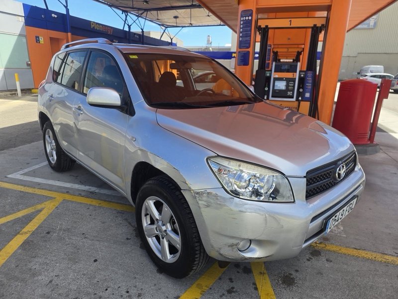 Toyota RAV4 2.0 Luna 2006, foto 3