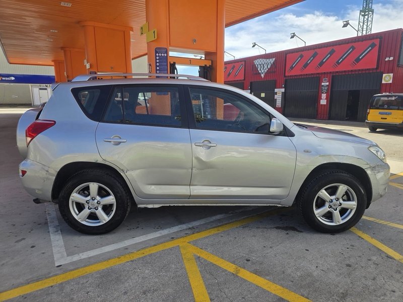 Toyota RAV4 2.0 Luna 2006, foto 9