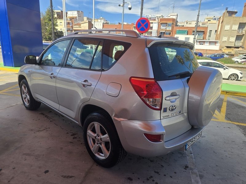 Toyota RAV4 2.0 Luna 2006, foto 8