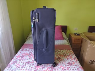 Maleta American Tourister SummerFunk 79cm Negra