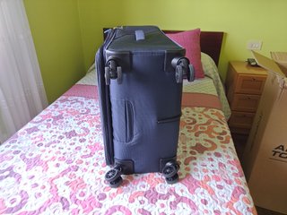 Maleta American Tourister SummerFunk 79cm Negra