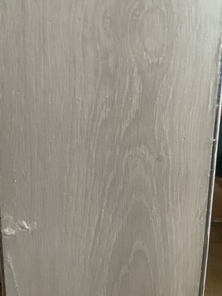 Suelo laminado 1331x194x7mm AC5