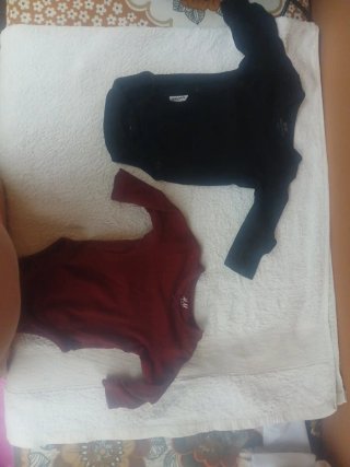 Body H&M manica lunga nero e rosso