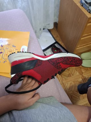 Zapatillas Hugo Boss Rojas y Negras