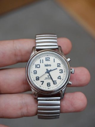 Reloj de Pulsera Parlante Atomico -Unisex