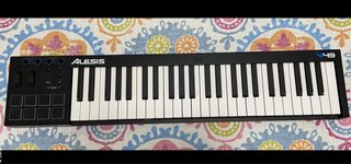 Teclado Alesis V49 Controlador MIDI