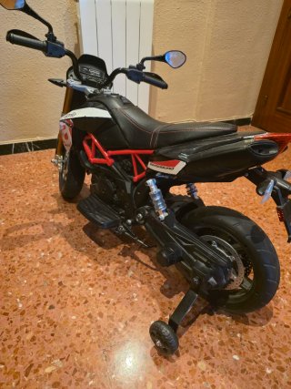 Moto niño oficial para 3 años, asiento piel