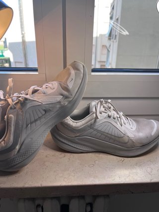 Nike Quest Scarpe Running/Sportive Argento/Bianco