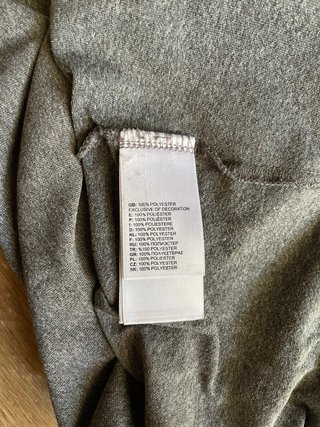 Camiseta The North Face gris talla S
