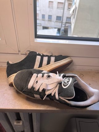 Adidas Campus 00s nere