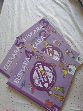 Lote 5 Libros Euskara leyenda ezkuntza txanela