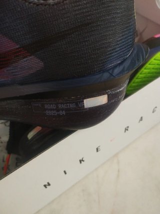 Nike ZoomX Vaporfly NEXT% 4 Mujer