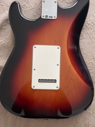 Fender Player Stratocaster HSS Sunburst