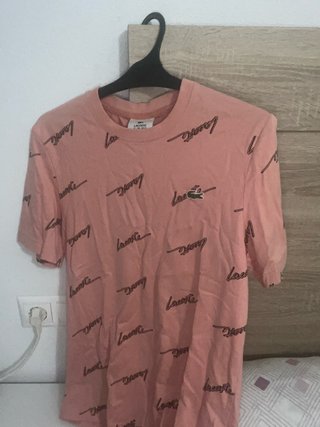 Camiseta Lacoste rosa talla xs  Hombre