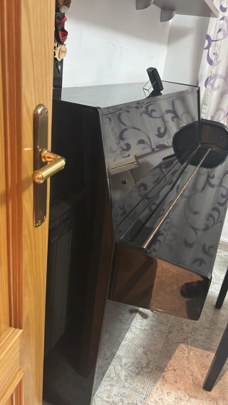 Piano de pared Steinbach