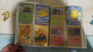 Álbum Pokémon 25 Aniversario Pikachu