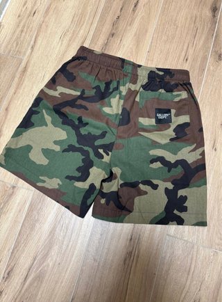 Pantalones Gallery Dept Cortos Camuflaje Shorts