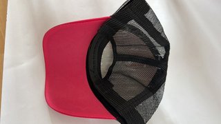 Gorra Trucker Roja con Parche Anime