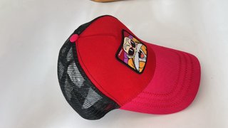 Gorra Trucker Roja con Parche Anime