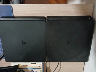 PS4 Slim Negra + PS4 para despiece + Mando