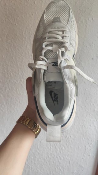 Zapatillas Nike V2K Run Beige/Blanco
