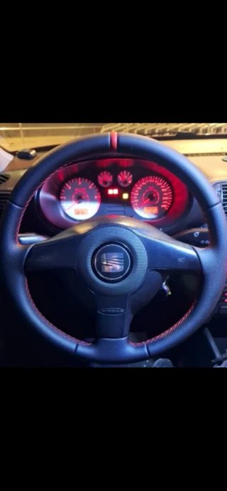 Volante León 1 / Golf 4