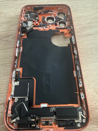 Marcos iPhone 17 pro y 17 pro max de desmontaje