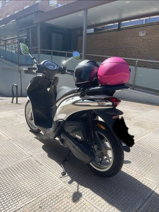 Se vende moto ciclomotor PIAGGIO liberty - 50 cc