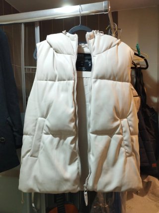 Chaleco acolchado mujer beige