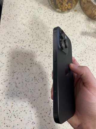 iPhone 16 Pro 128GB Negro